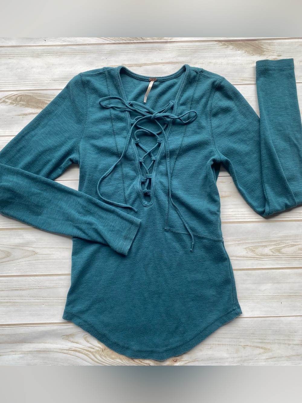 Free People teal knit long sleeve lace up V neck tee top retro Y2K boho peasant